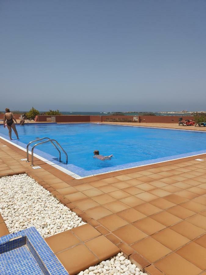 Marfolin 11 Beach Front Apartment With Sea Views From Every Room Cotillo Esterno foto