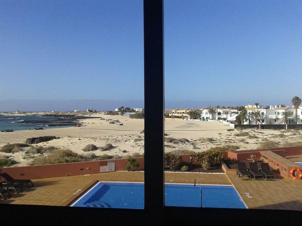 Marfolin 11 Beach Front Apartment With Sea Views From Every Room Cotillo Esterno foto