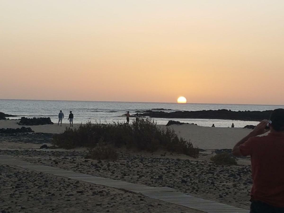 Marfolin 11 Beach Front Apartment With Sea Views From Every Room Cotillo Esterno foto